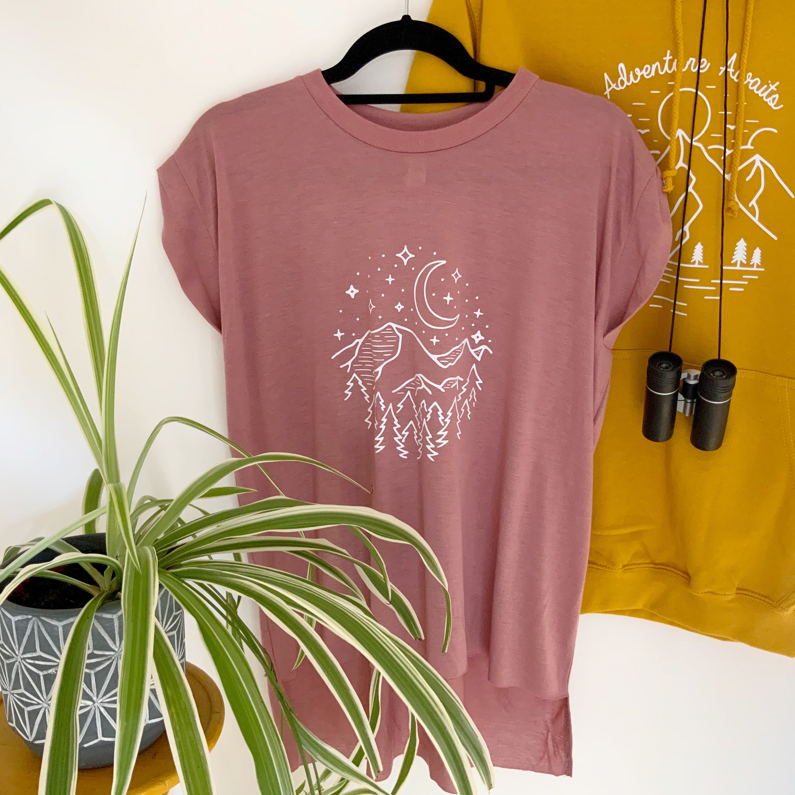 Dusty Pink Night Adventure T-shirt